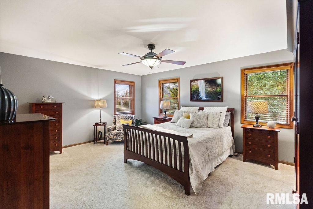 4214 Abbey Ridge Court Quincy, IL 62305 - Photo 11 of 35 Gallery Image 11