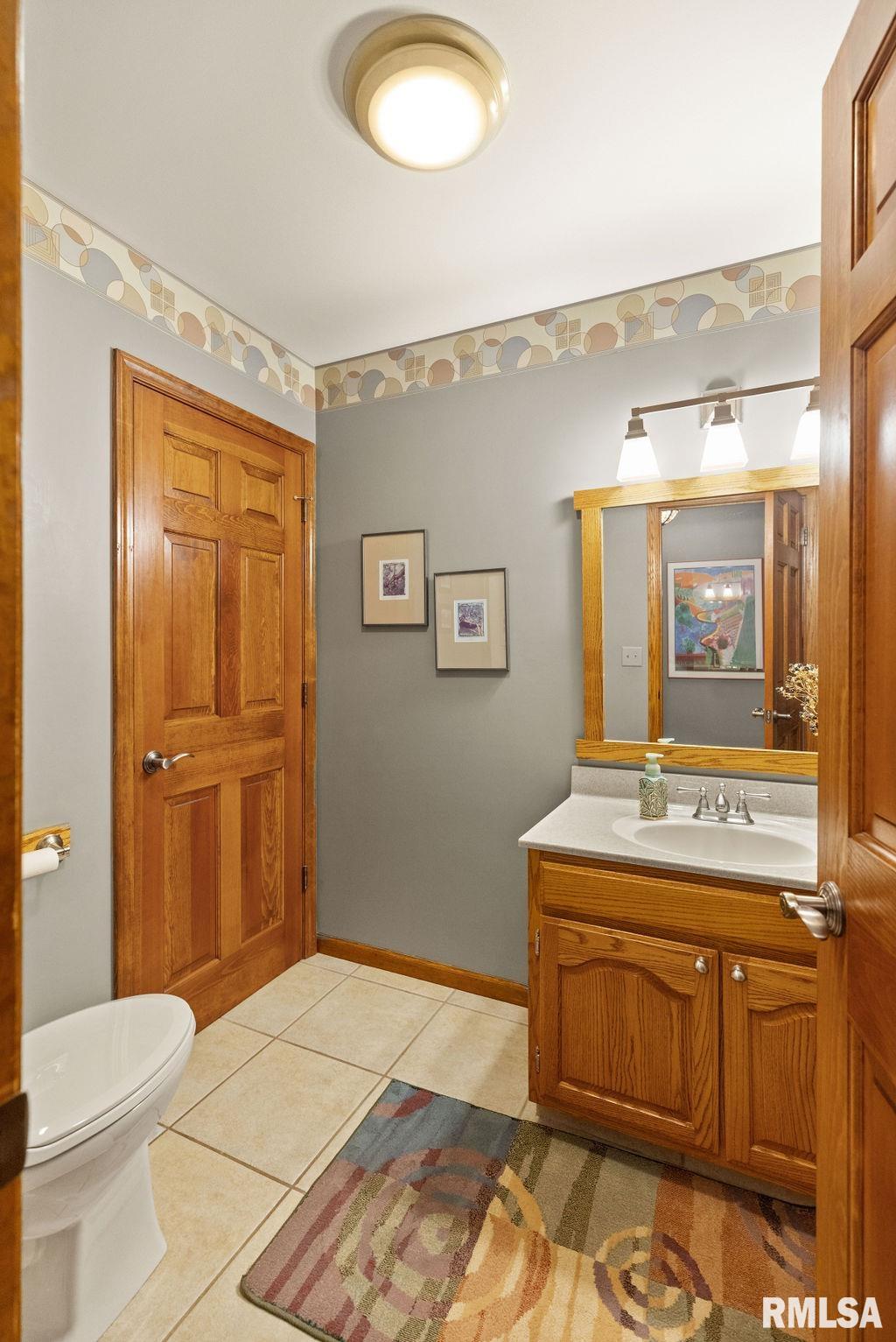 4214 Abbey Ridge Court Quincy, IL 62305 - Photo 18 of 35 Gallery Image 18