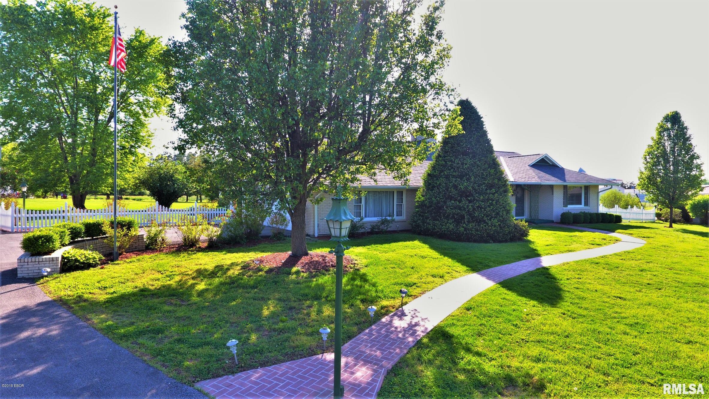 420 Bainbridge Road Marion, IL 62959 - Photo 1 of 39 Gallery Image 1