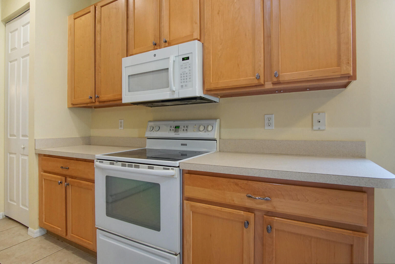 417 Southwest Blue Spring Court Port St. Lucie, FL 34986 - Photo 6 of 30 Photo May 25, 4 26 44 PM