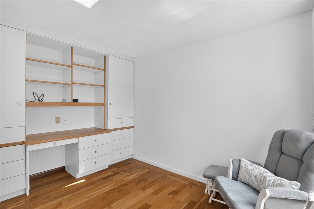 18 Roosevelt Road Medford, MA 02155 - Photo 34 of 42