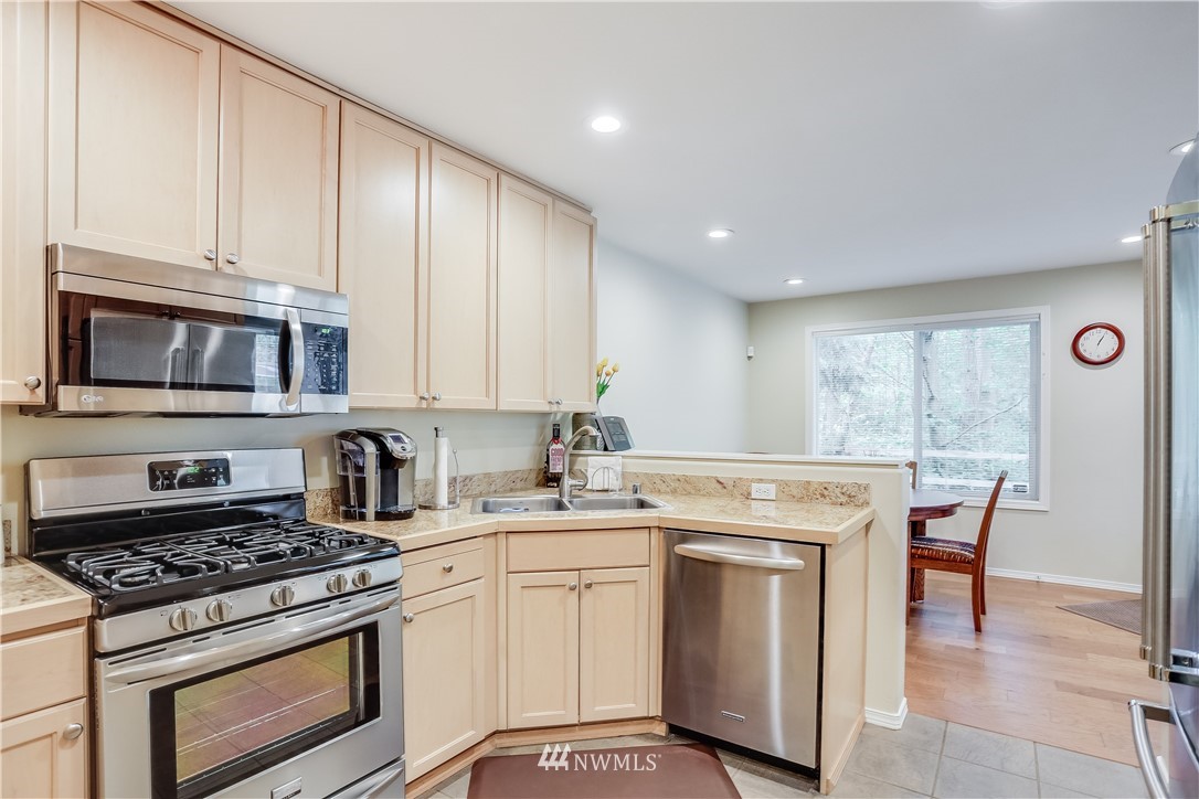 565 Elma Avenue Northeast Renton, WA 98059 - Photo 17 of 30 Gallery Image 17