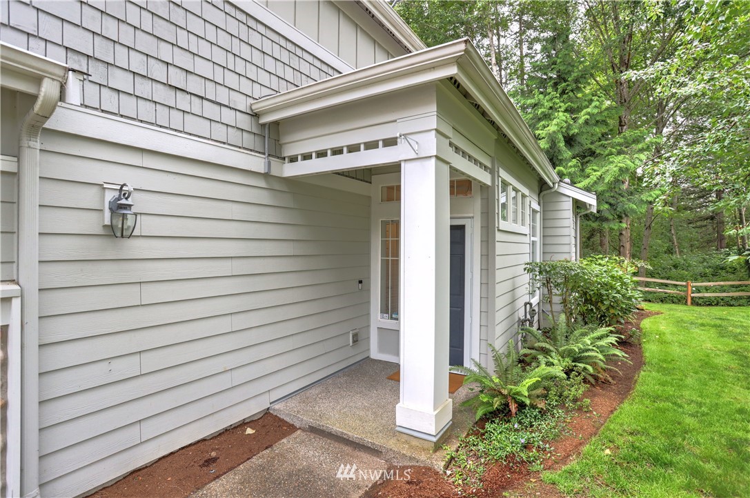 565 Elma Avenue Northeast Renton, WA 98059 - Photo 3 of 30 Gallery Image 3