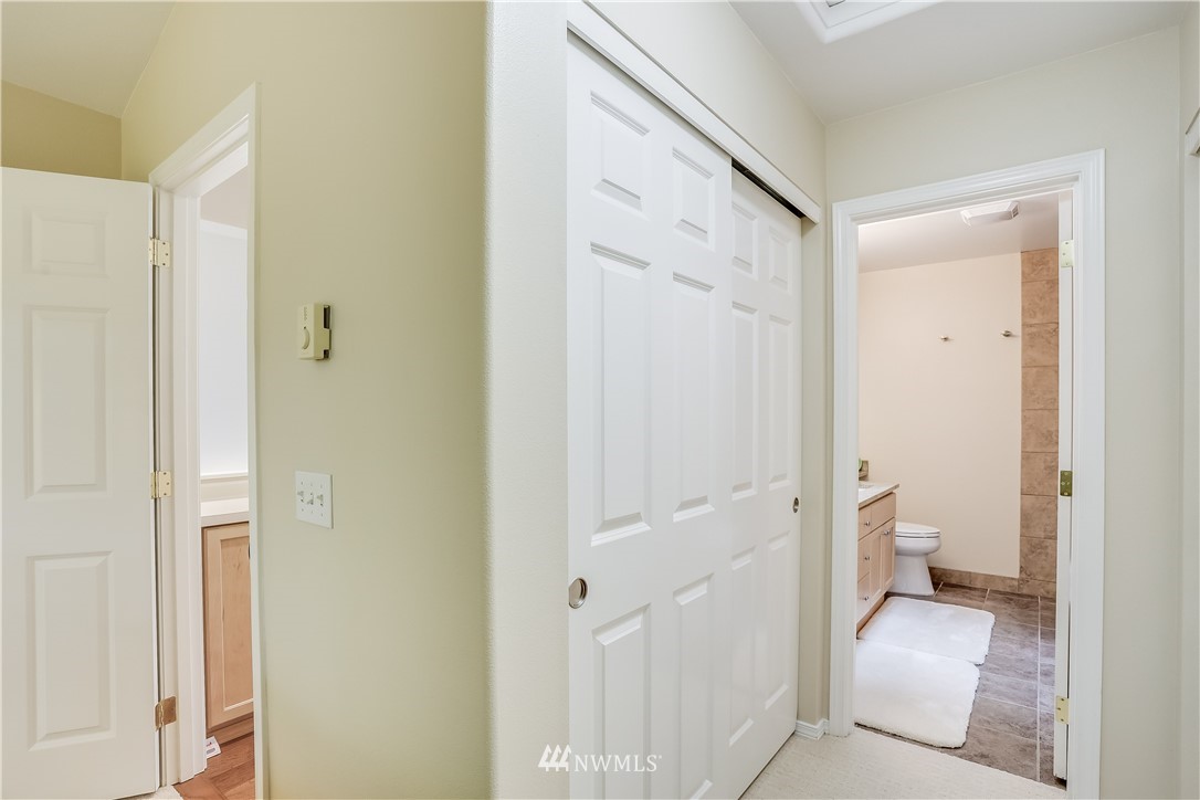 565 Elma Avenue Northeast Renton, WA 98059 - Photo 21 of 30 Gallery Image 21