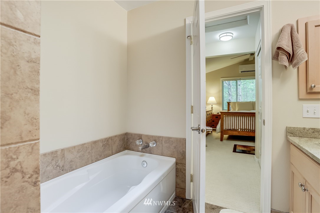 565 Elma Avenue Northeast Renton, WA 98059 - Photo 23 of 30 Gallery Image 23