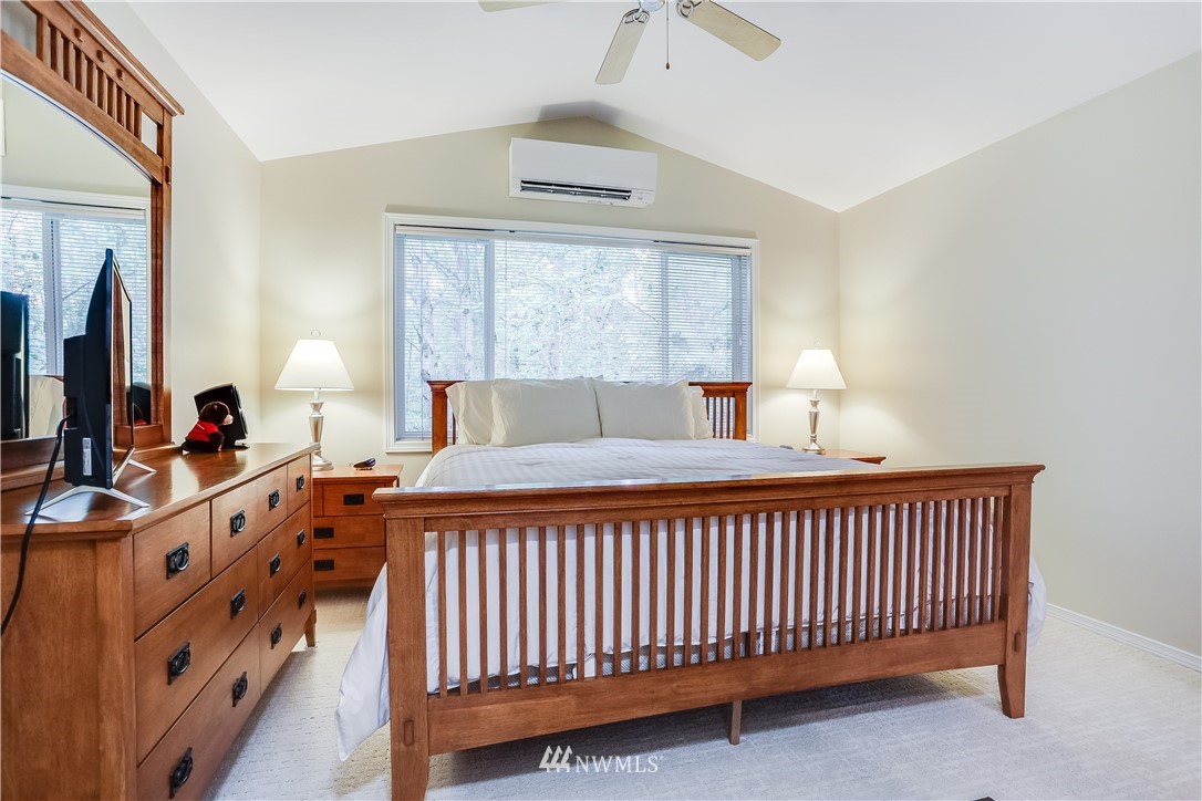 565 Elma Avenue Northeast Renton, WA 98059 - Photo 24 of 30 Gallery Image 24