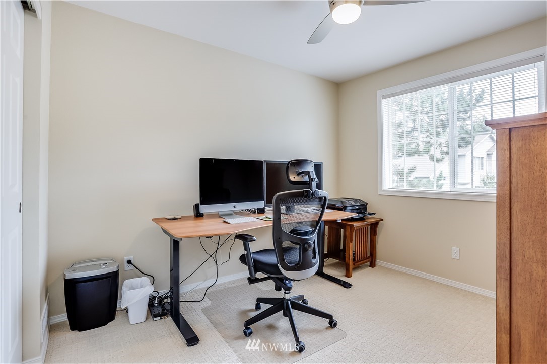 565 Elma Avenue Northeast Renton, WA 98059 - Photo 26 of 30 Gallery Image 26