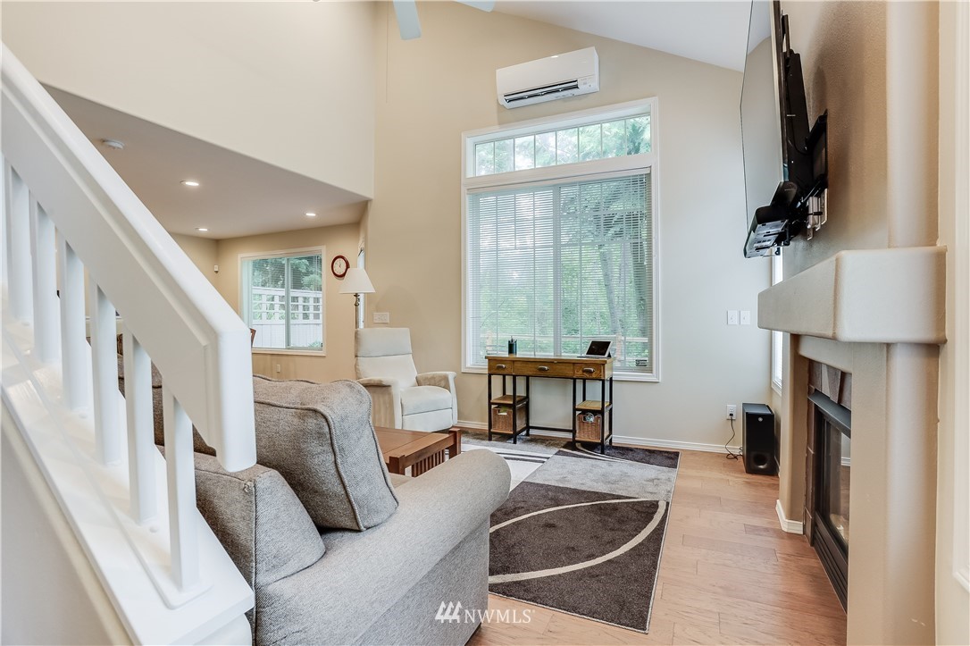 565 Elma Avenue Northeast Renton, WA 98059 - Photo 6 of 30 Gallery Image 6