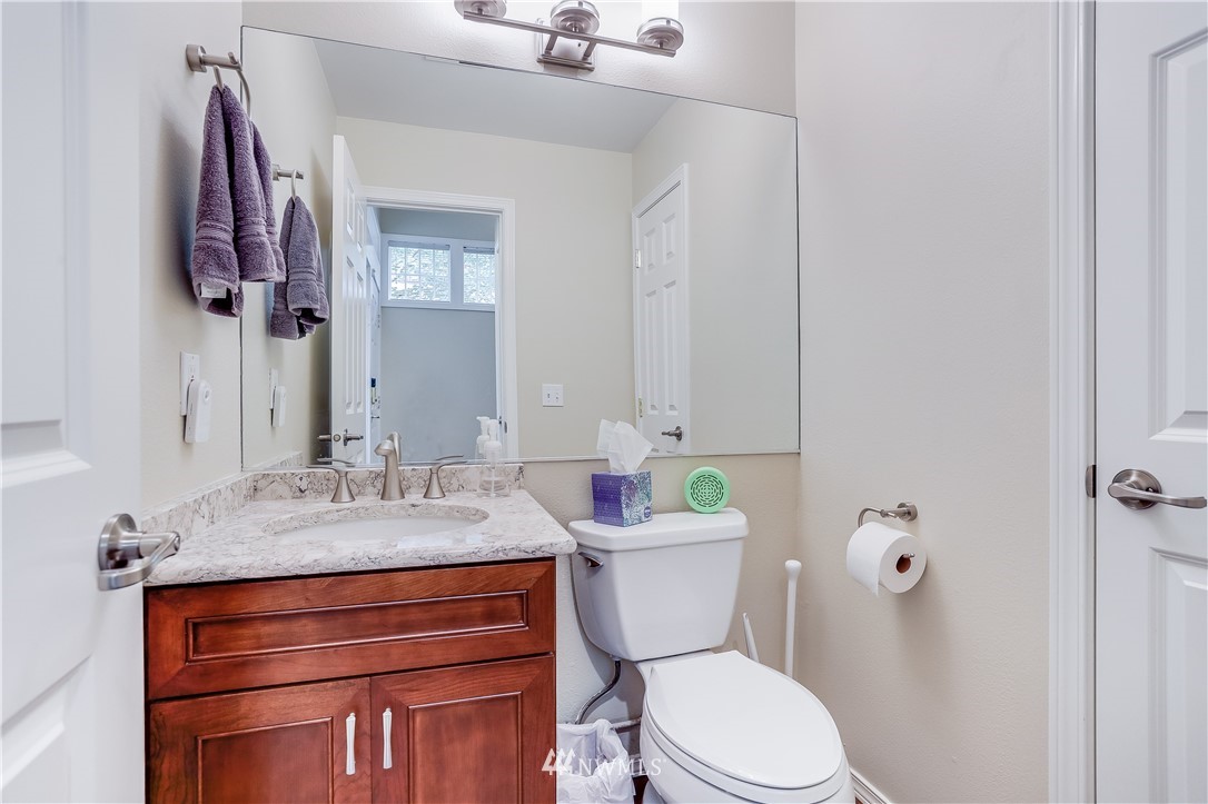 565 Elma Avenue Northeast Renton, WA 98059 - Photo 8 of 30 Gallery Image 8