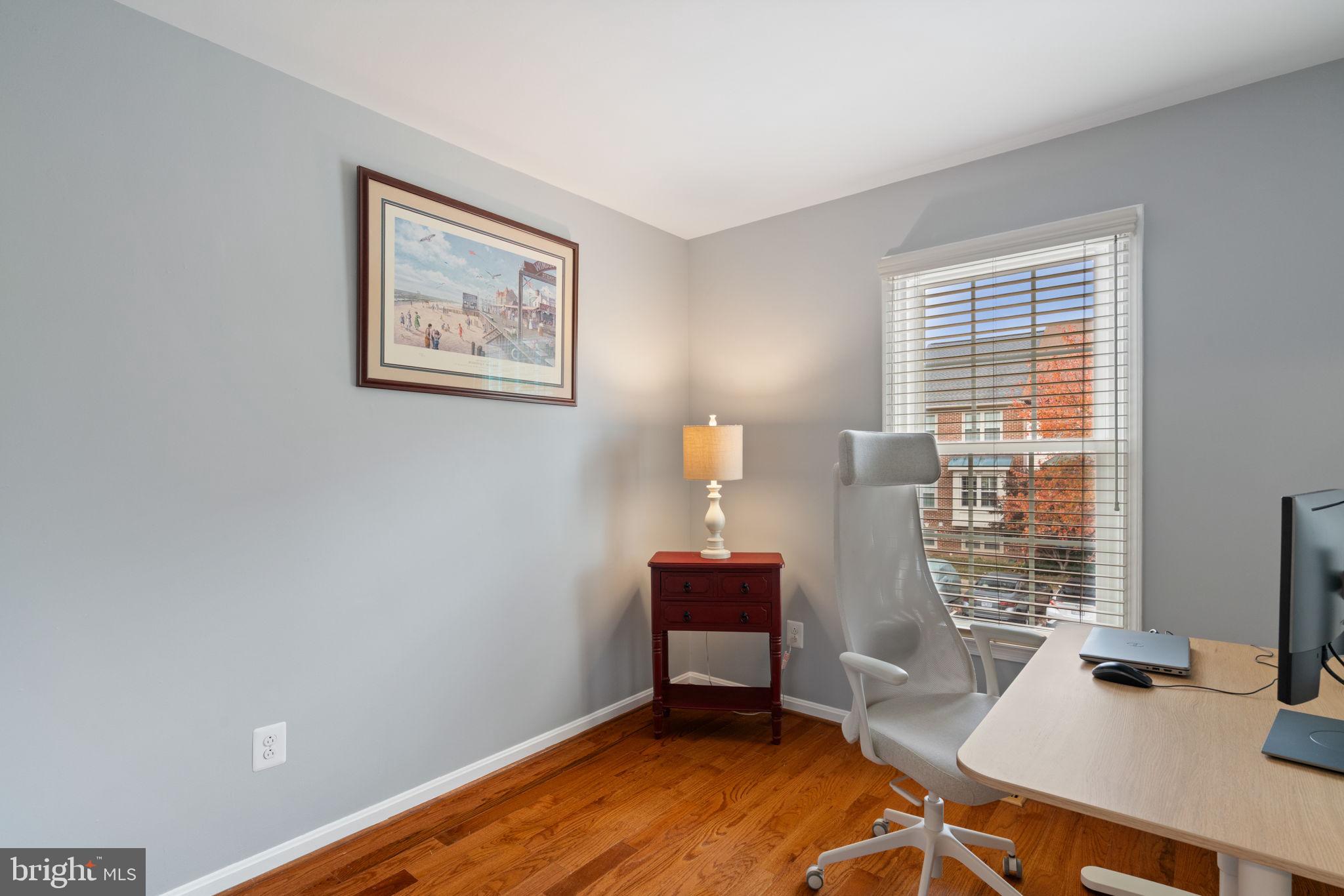 8852 Eagle Rock Lane Springfield, VA 22153 - Photo 30 of 61 a workspace with furniture and a window