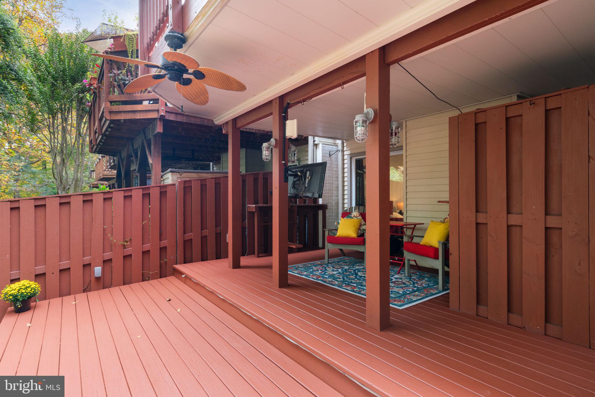 8852 Eagle Rock Lane Springfield, VA 22153 - Photo 51 of 61 a view of a balcony
