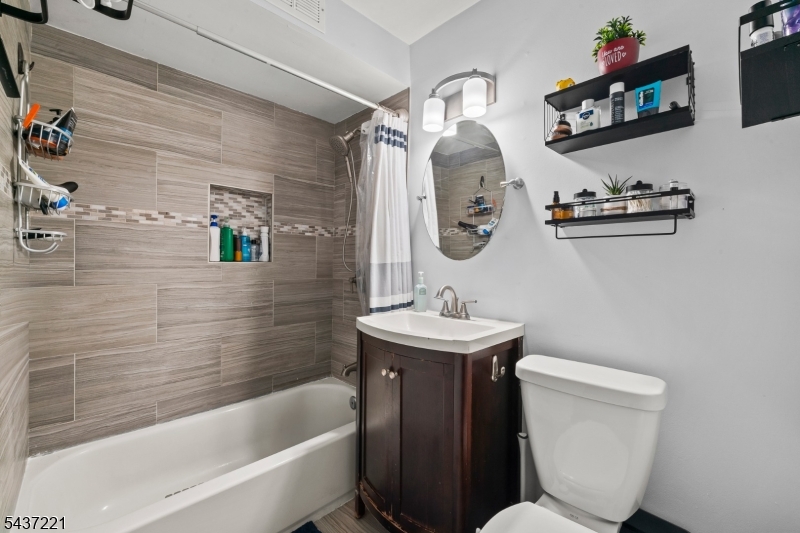 779 Hemlock Road Union, NJ 07083 - Photo 13 of 23