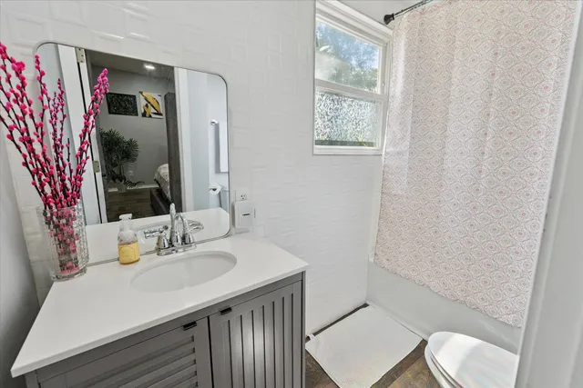 $1,950 | 1313 Gordon Avenue, Calumet City, IL 60409