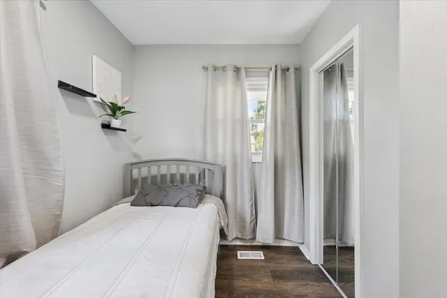 $1,950 | 1313 Gordon Avenue, Calumet City, IL 60409