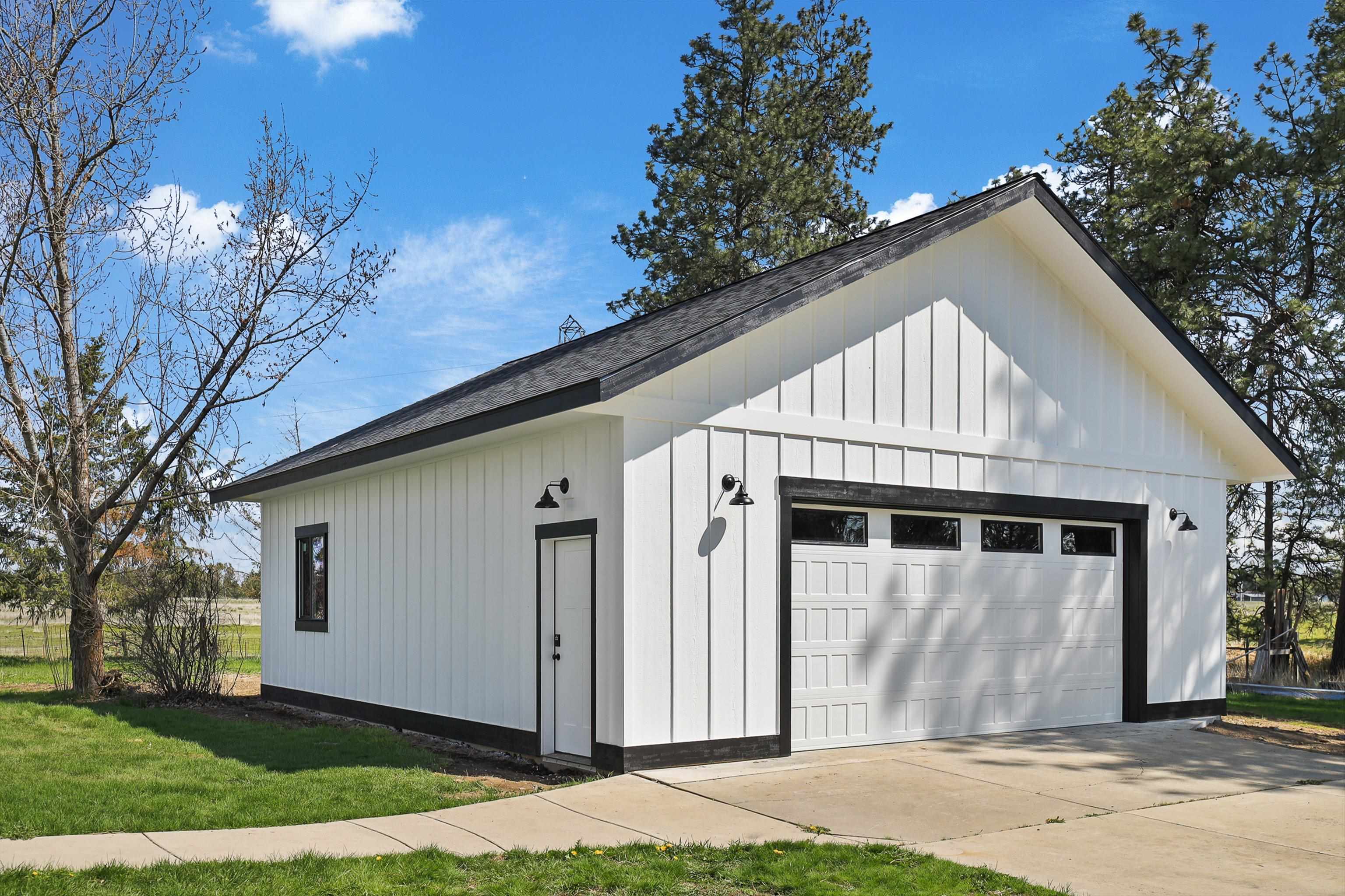 7411 North Rambo Road Spokane, WA 99224 - Photo 3 of 32