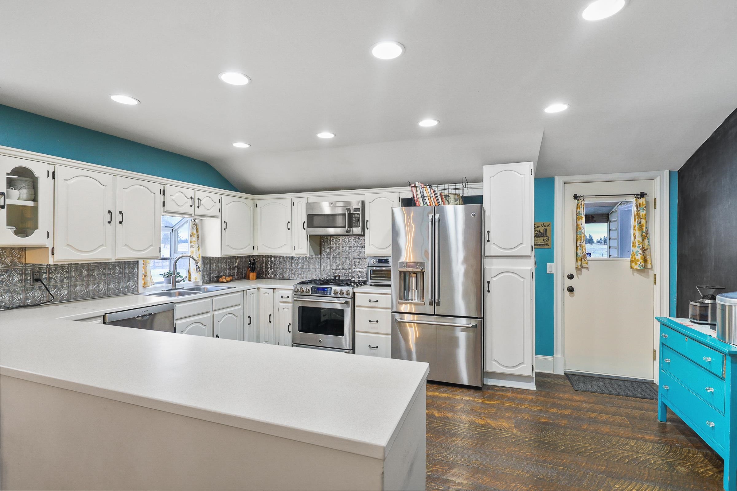 7411 North Rambo Road Spokane, WA 99224 - Photo 7 of 32