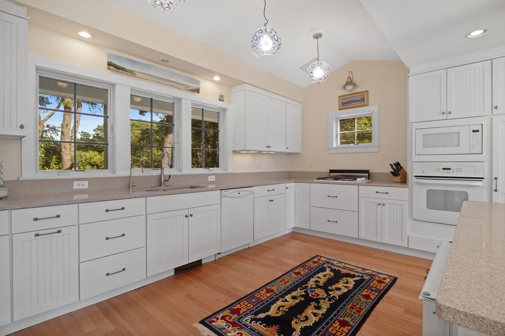 6 Chickadee Lane Truro, MA 02666 - Photo 11 of 42