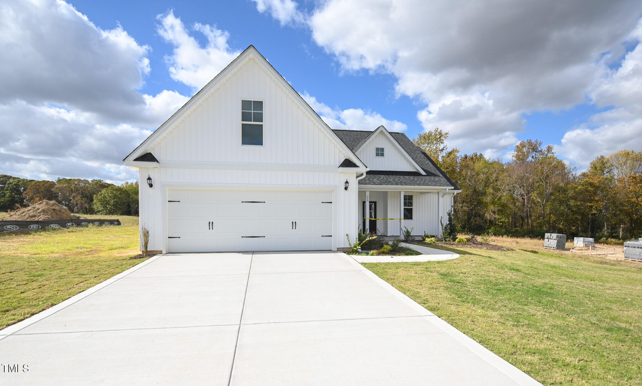 235 Johnson Rdg Way Four Oaks, NC 27524 - Photo 2 of 26 002