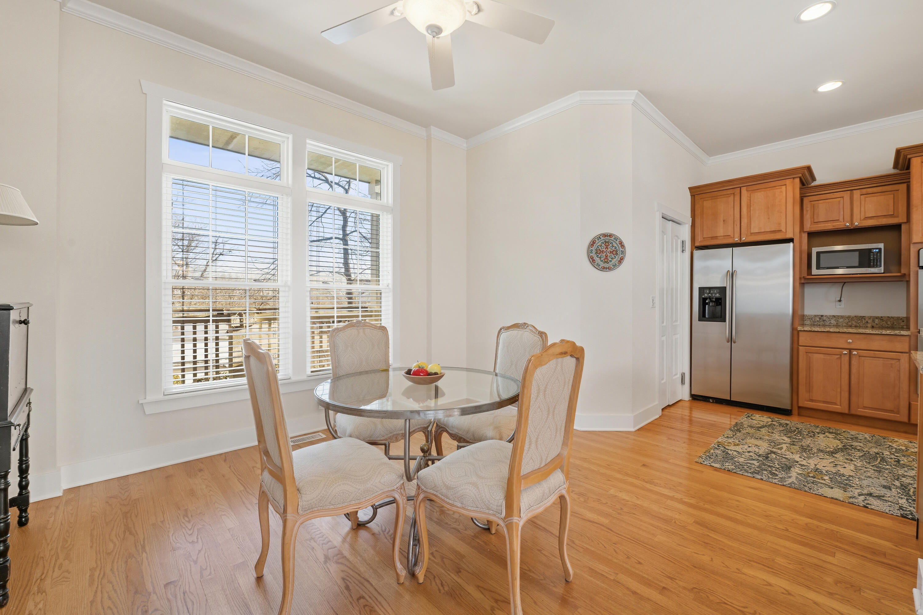 1530 Prestwick Place Geneva, WI 53147 - Photo 8 of 30 Casual dining area