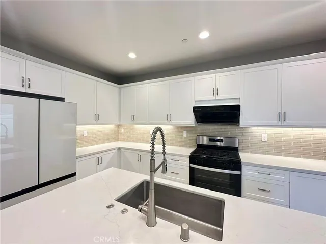 $3,700 | 4224 South Crisanta Privado, Ontario, CA 91761