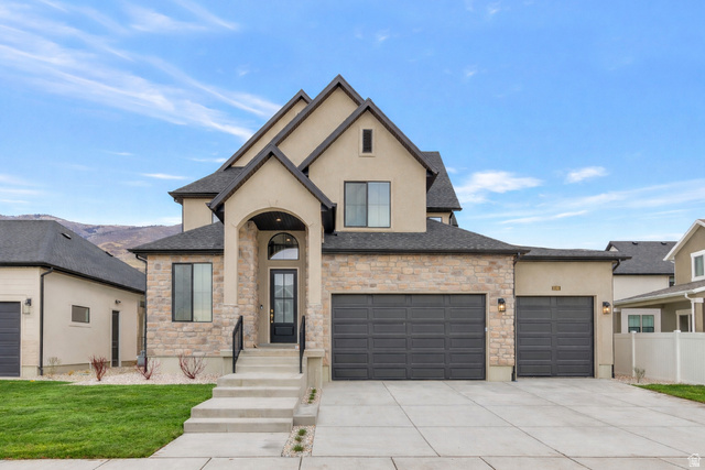 2132 North 725 West Centerville, UT 84014 - Photo 3 of 44
