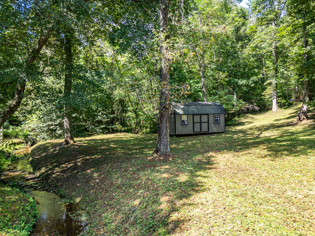 372 Hunter Ridge Murphy, NC 28906 - Photo 21 of 41 Gallery Image 21