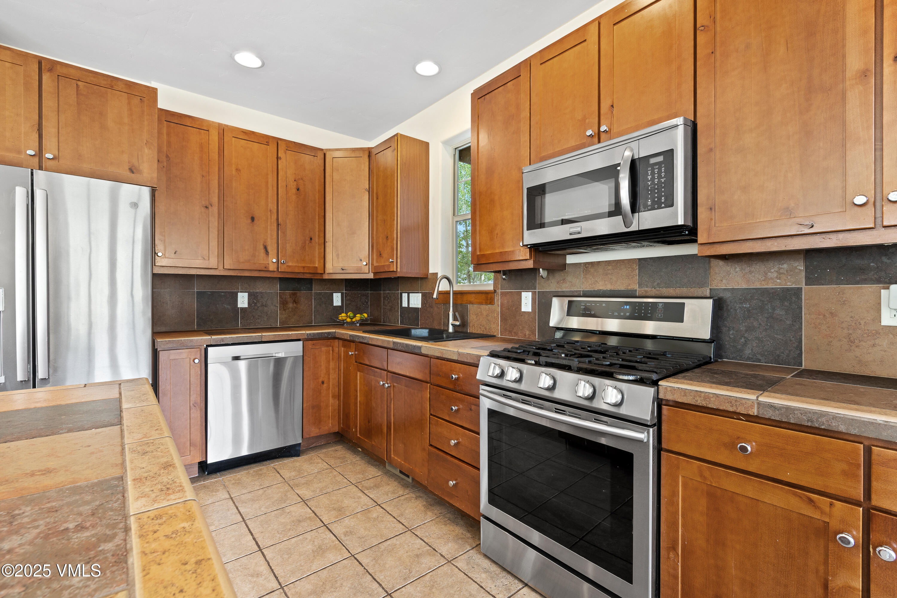 90 Wildhorse Gypsum, CO 81637 - Photo 12 of 61 Kitchen