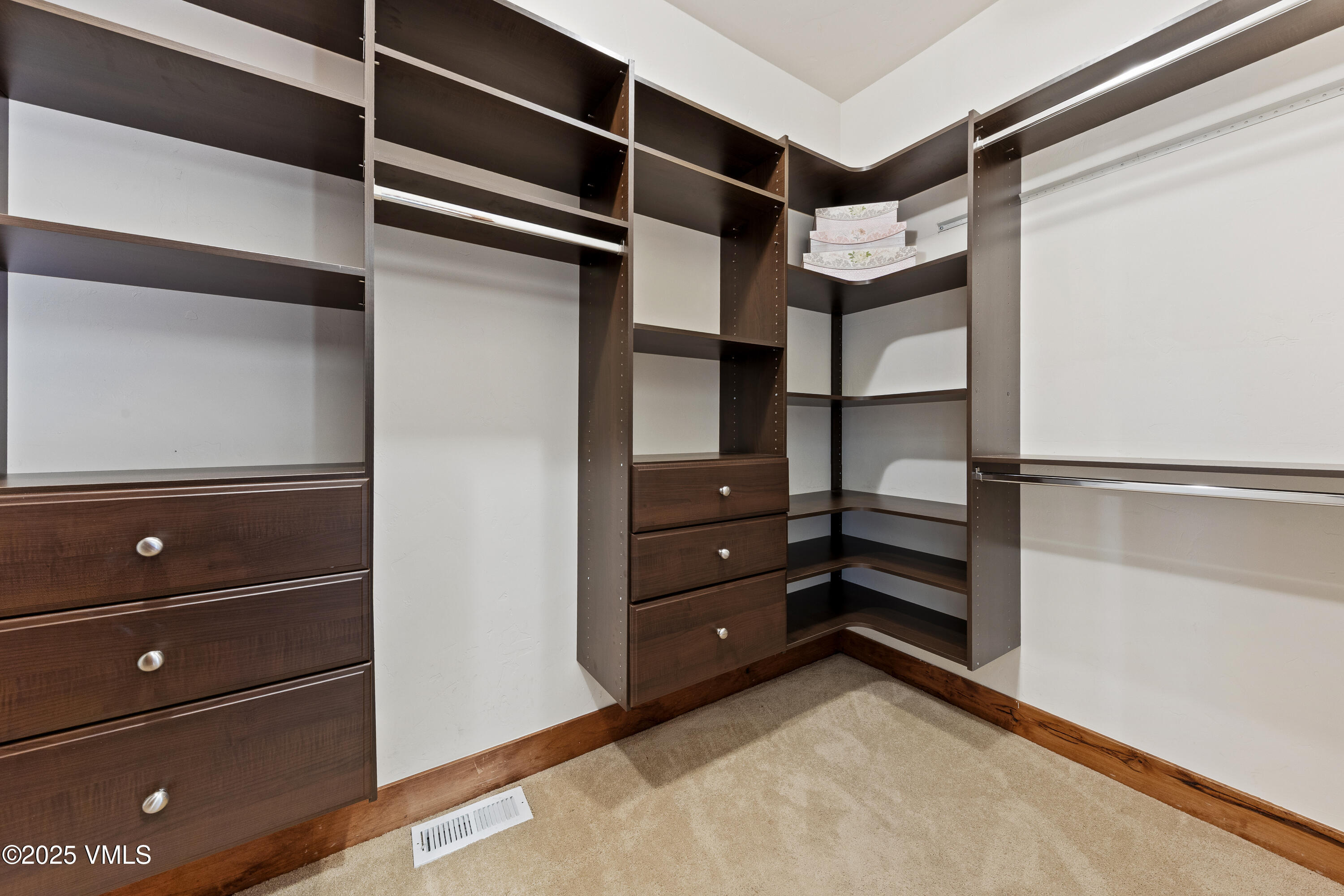 90 Wildhorse Gypsum, CO 81637 - Photo 25 of 61 Walk in closet