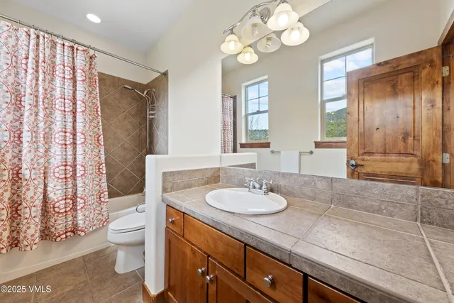 $1,400,000 | 90 Wildhorse, Gypsum, CO 81637