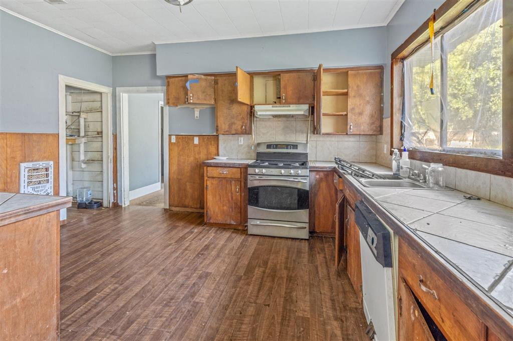 326 Hall Street Dequincy, LA 70633 - Photo 6 of 13