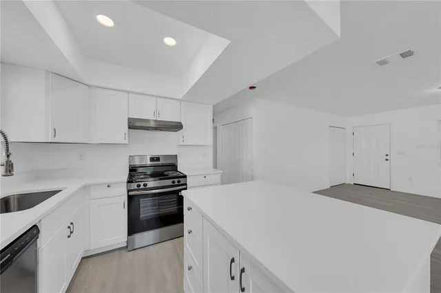 $149,990 | 4949 91st Avenue, Unit 23, Pinellas Park, FL 33782