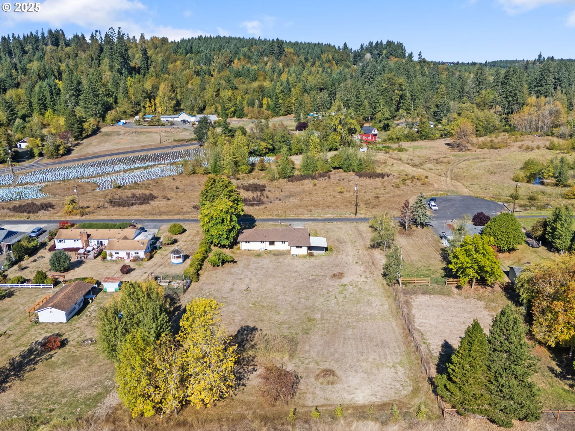 122 Armstrong Road Chehalis, WA 98532 - Photo 36 of 40 a view of a city