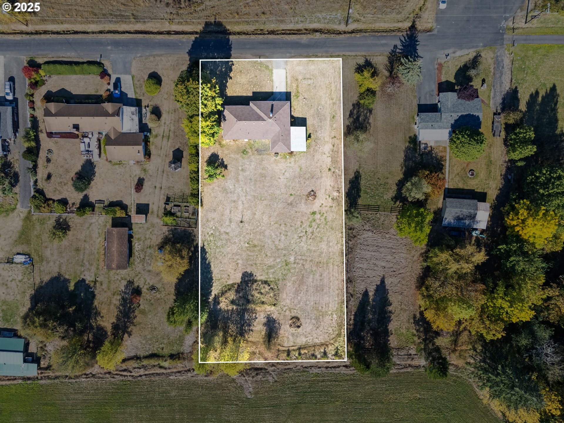 122 Armstrong Road Chehalis, WA 98532 - Photo 39 of 40 an aerial view of a house