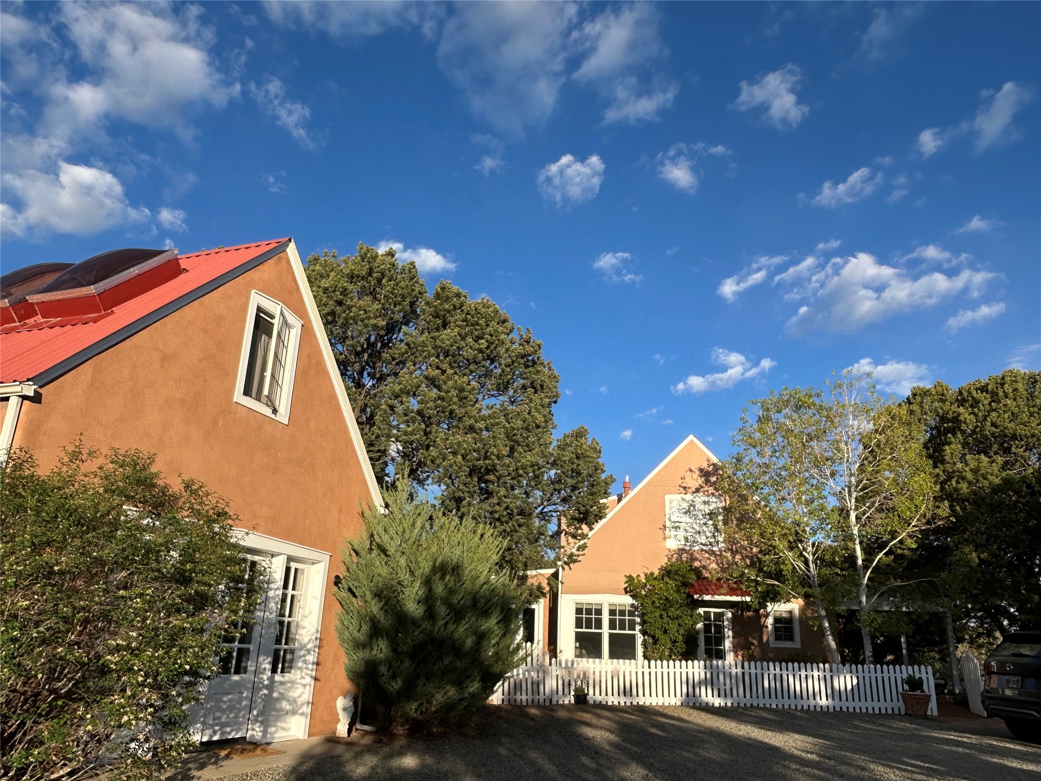 15 Toltec Road Santa Fe, NM 87505 - Photo 8 of 72 Guest & Main house