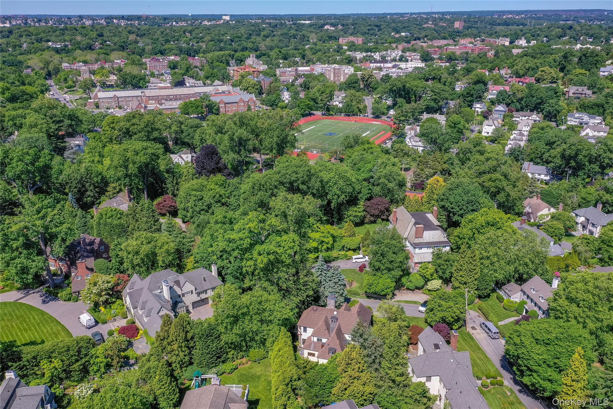 18 Hemlock Road Bronxville, NY 10708 - Photo 30 of 31