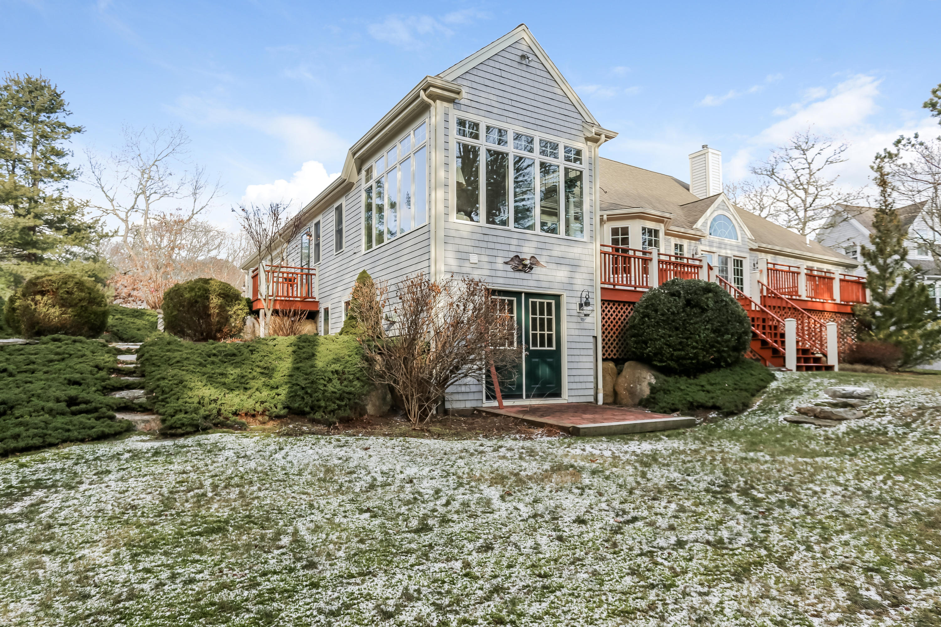 150 Cairn Ridge Road East Falmouth, MA 02536 - Photo 26 of 31 033-photo-rear-view-6606209