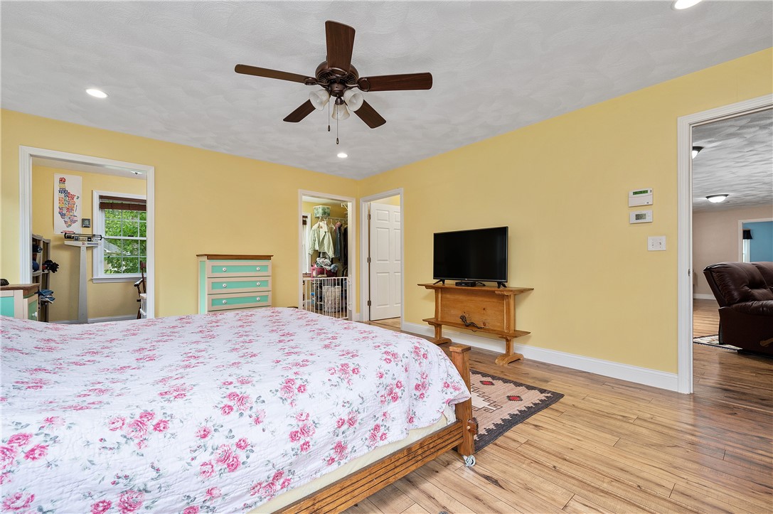 809 Chestnut Hill Road Glocester, RI 02857 - Photo 13 of 45