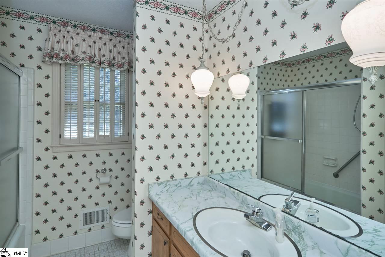 115 Covington Road Greenville, SC 29617 - Photo 18 of 27 Gallery Image 18