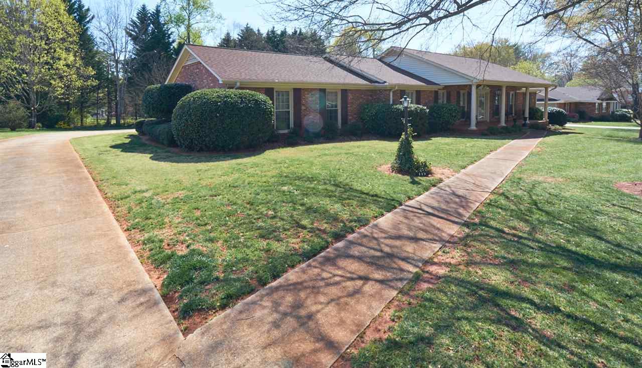 115 Covington Road Greenville, SC 29617 - Photo 3 of 27 Gallery Image 3