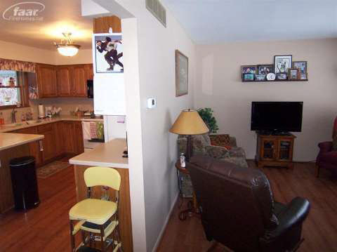 10175 West Stanley Road Flushing, MI 48433 - Photo 9 of 29 20392107-8.JPG