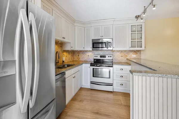 $304,500 | 5678 Southeast Riverboat Drive, Unit 129, Stuart, FL 34997