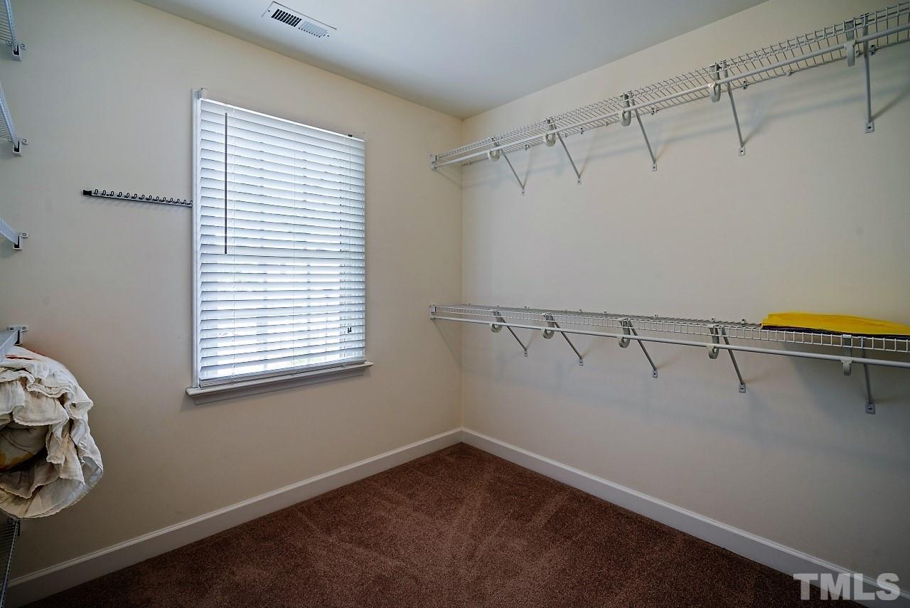 5423 Goldenglow Way Raleigh, NC 27606 - Photo 19 of 28 Gallery Image 19