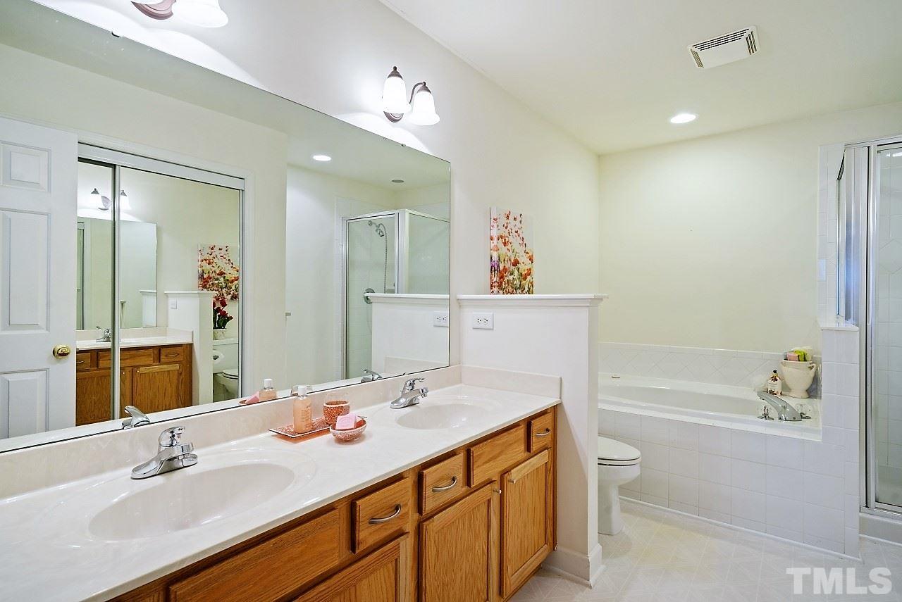 5423 Goldenglow Way Raleigh, NC 27606 - Photo 21 of 28 Gallery Image 21
