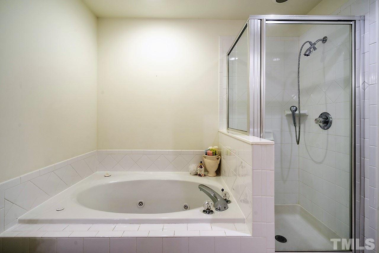 5423 Goldenglow Way Raleigh, NC 27606 - Photo 22 of 28 Gallery Image 22