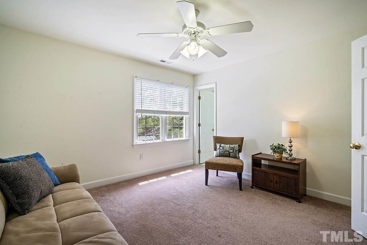 5423 Goldenglow Way Raleigh, NC 27606 - Photo 24 of 28 Gallery Image 24