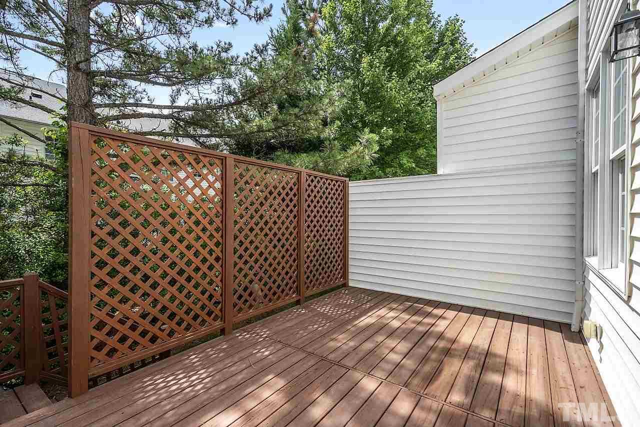 5423 Goldenglow Way Raleigh, NC 27606 - Photo 26 of 28 Gallery Image 26