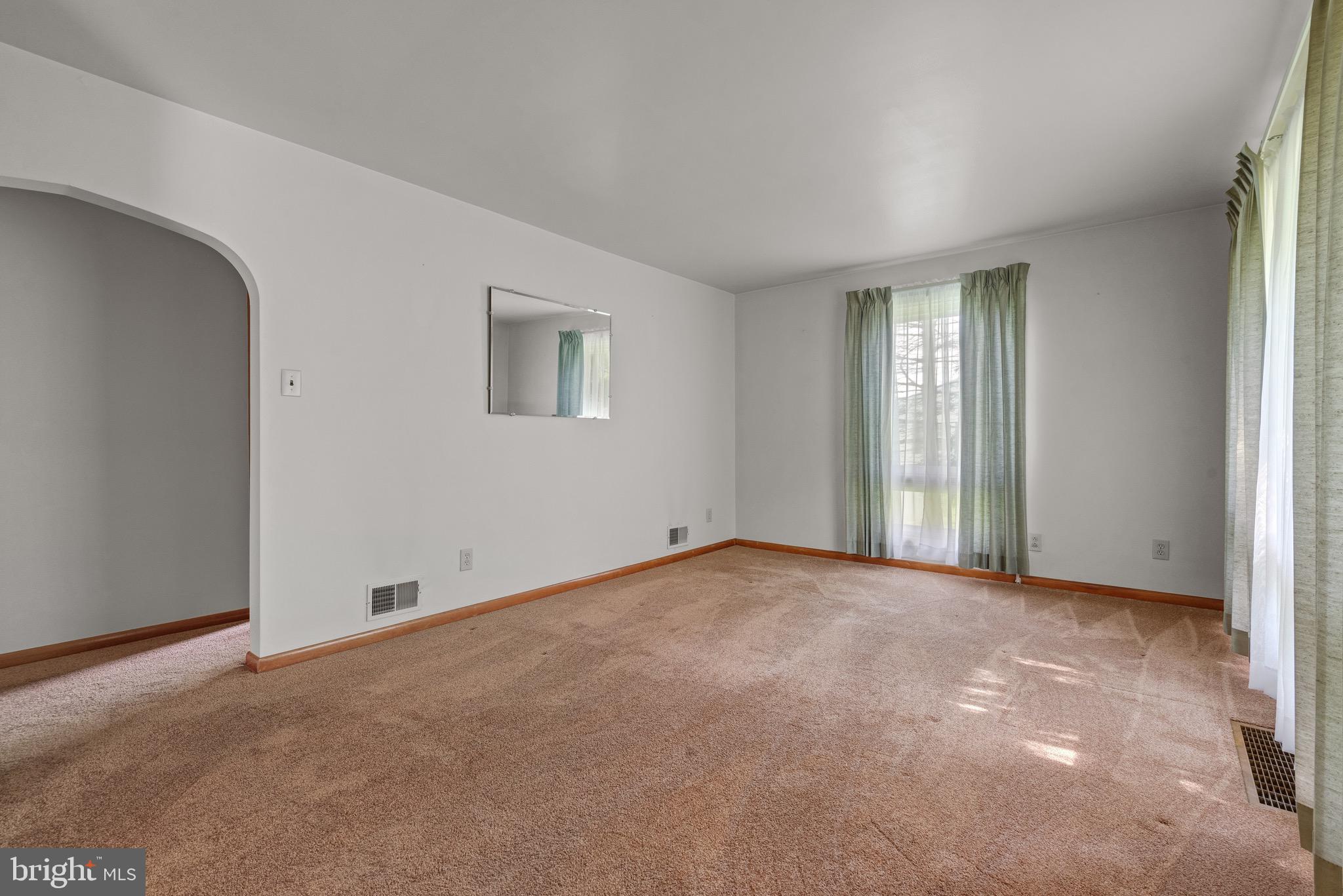 620 Kinderhook Road Columbia, PA 17512 - Photo 9 of 43 Hardwood under this floor