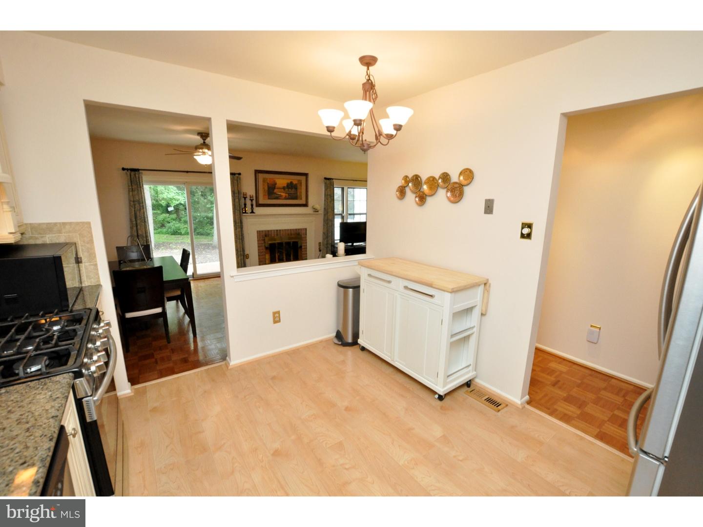 43 Farnwood Road Mount Laurel, NJ 08054 - Photo 8 of 21 Kitchen