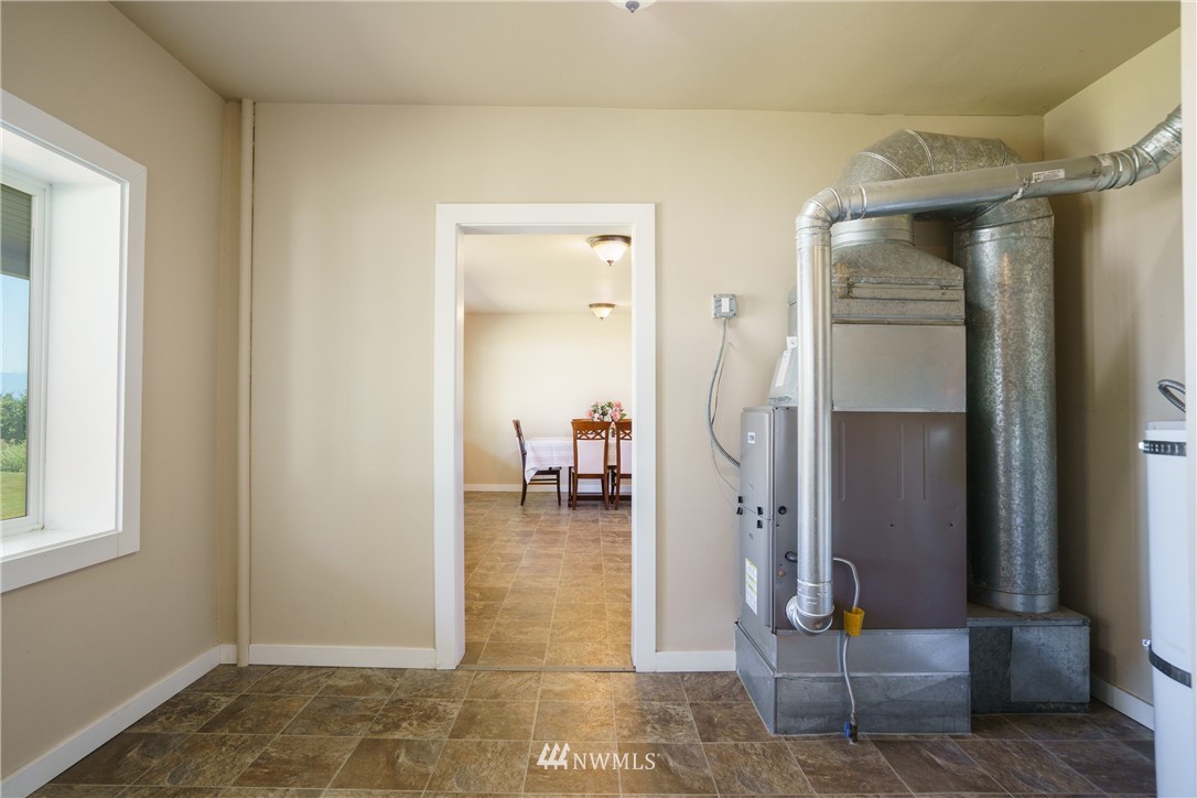 13005 Chilberg Road Mount Vernon, WA 98273 - Photo 21 of 39