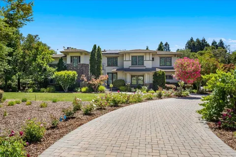 $10,949,888 | 20040 Spaich Court, Saratoga, CA 95070